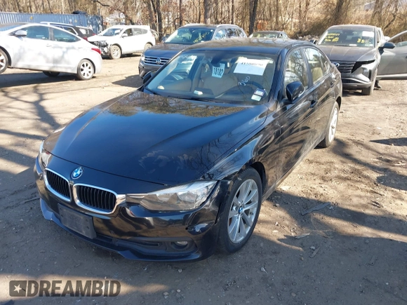 2016 BMW 3 Series 320i xDrive z VIN WBA8E5G5XGNT94622, wystawiony jako IAAI lot #41580890 z przebiegiem 124 086 mil mil oraz . Historia ofert i sprzedaży dostępna na DreamBid. Obrazek 6.