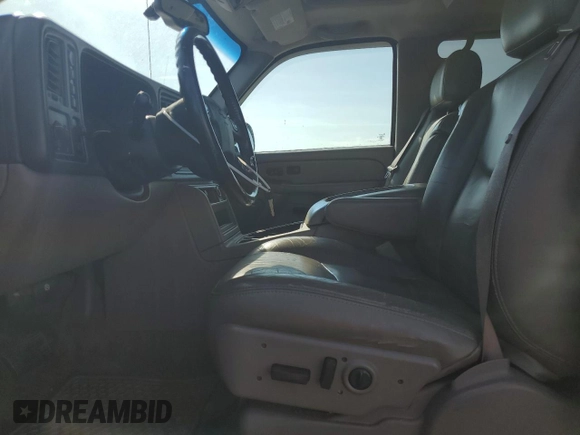2006 Chevrolet Suburban Z71 with VIN 3GNFK16ZX6G118360, listed as a Copart auction lot 54890015 with 170,171 mi miles and Clean Title. Bid and sale history available at DreamBid. Image 7.