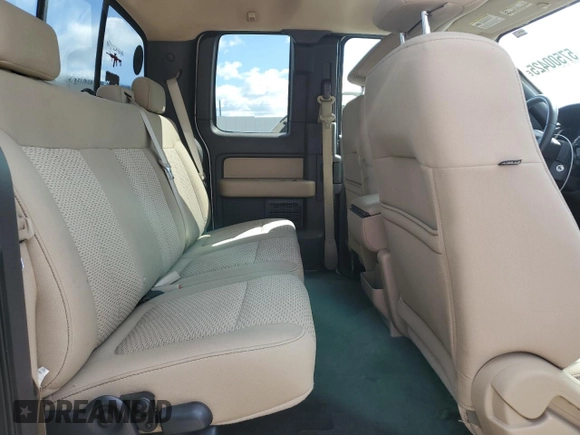 2009 Ford F-150 XLT z VIN 1FTRX12VX9FA60671, wystawiony jako Copart lot #57500425 z przebiegiem 217 159 mil mil oraz Nie do naprawy • Non repairable. Historia ofert i sprzedaży dostępna na DreamBid. Obrazek 10.
