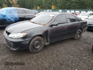 2005 Toyota Camry LE z VIN JTDBE30K953023215, wystawiony jako Copart lot #80373804 z przebiegiem 271 025 mil mil oraz Czysty tytuł • Clean title. Historia ofert i sprzedaży dostępna na DreamBid. Obrazek 1.