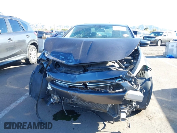 2015 Dodge Dart Limited with VIN 1C3CDFCB0FD112725, listed as a IAAI auction lot 41836277 with 119,860 mi miles. Bid and sale history available at carsss.com. Image 13.