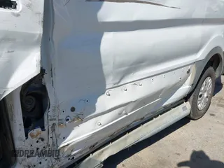 2020 Ford Transit Cargo с VIN 1FTBR1Y86LKB13801, выставлен на аукционе IAAI как лот 42218592 с пробегом 49 415 миль миль и . История ставок и продаж доступна на DreamBid. Изображение 17.