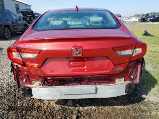2018 Honda Accord Touring with VIN 1HGCV2F98JA012443, listed as a Copart auction lot 69455874 with 88,314 mi miles and Salvage title. Bid and sale history available at DreamBid. Image 6.
