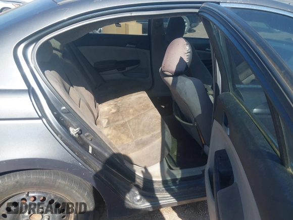 2011 Honda Accord LX z VIN 1HGCP2F36BA022721, wystawiony jako IAAI lot #42706280 z przebiegiem Nie podano mil oraz . Historia ofert i sprzedaży dostępna na DreamBid. Obrazek 8.