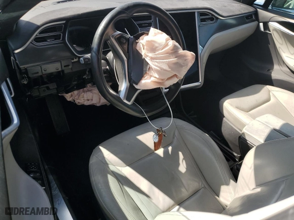 2015 Tesla Model S 85D with VIN 5YJSA1E29FF119035, listed as a Copart auction lot 49609805 with 111,407 mi miles and Salvage Title. Bid and sale history available at carsss.com. Image 8.