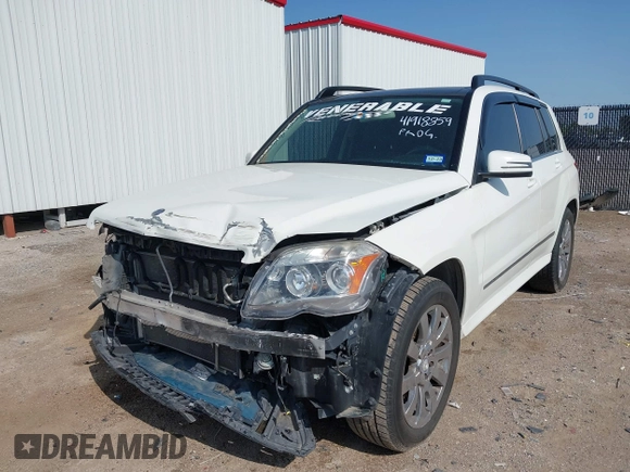 2011 Mercedes-Benz GLK 350 with VIN WDCGG5GB5BF527010, listed as a IAAI auction lot 41918859 with 127,012 mi miles and . Bid and sale history available at DreamBid. Image 18.