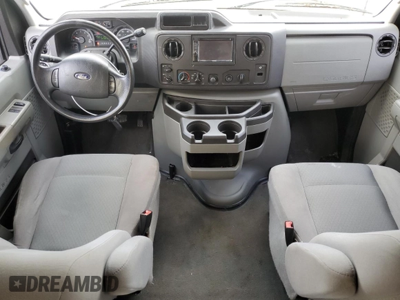 2010 Ford Econoline Passenger XL с VIN 1FBNE3BL2ADA55175, выставлен на аукционе Copart как лот 58540605 с пробегом 111 175 миль миль и Списание • Salvage title. История ставок и продаж доступна на DreamBid. Изображение 8.