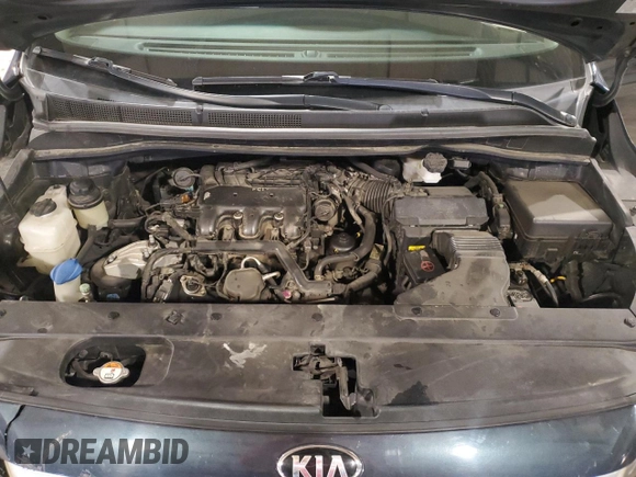 2016 Kia Sedona with VIN KNDMB5C14G6217085, listed as a Copart auction lot 51988285 with 110,939 mi miles and Salvage Title. Bid and sale history available at DreamBid. Image 12.
