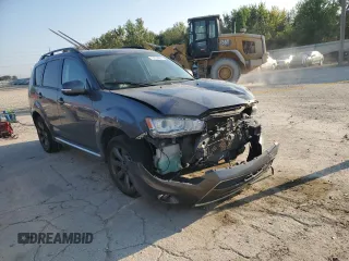 2010 Mitsubishi Outlander XLS z VIN JA4JS4AX2AZ014751, wystawiony jako Copart lot #72210974 z przebiegiem 183 864 mil mil oraz Szkoda całkowita • Salvage title. Historia ofert i sprzedaży dostępna na DreamBid. Obrazek 4.