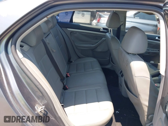 2007 Volkswagen Jetta Wolfsburg Edition with VIN 3VWEF71K27M078149, listed as a IAAI auction lot 42540627 with 205,605 mi miles and . Bid and sale history available at DreamBid. Image 8.