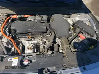 2021 Honda Accord with VIN 1HGCV3F19MA018725, listed as a Copart auction lot 70228695 with 68,095 mi miles and Salvage title. Bid and sale history available at DreamBid. Image 13.