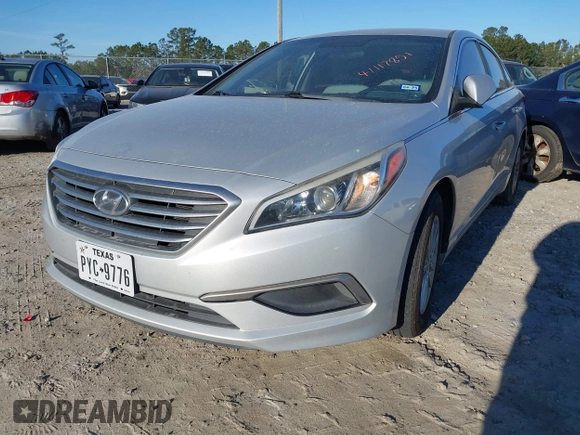 2017 Hyundai Sonata 2.4L with VIN 5NPE24AF5HH532563, listed as a IAAI auction lot 41117851 with 141,692 mi miles and . Bid and sale history available at carsss.com. Image 17.