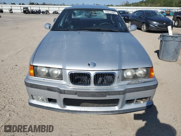 1997 BMW M3 z VIN WBSCD9325VEE06798, wystawiony jako Copart lot #74915394 z przebiegiem Nie podano mil oraz Czysty tytuł • Clean title. Historia ofert i sprzedaży dostępna na DreamBid. Obrazek 5.
