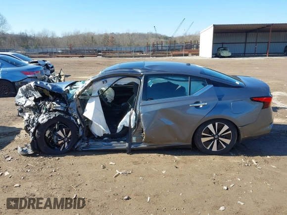 2019 Nissan Altima SV z VIN 1N4BL4DV3KC134117, wystawiony jako IAAI lot #41442828 z przebiegiem Nie podano mil oraz . Historia ofert i sprzedaży dostępna na DreamBid. Obrazek 13.