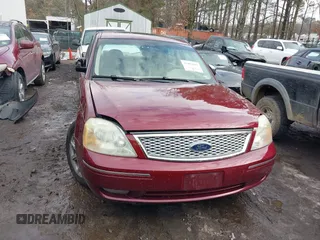 2005 Ford Five Hundred Limited with VIN 1FAFP25155G129701, listed as a IAAI auction lot 41402097 with 86,264 mi miles. Bid and sale history available at carsss.com. Image 12.