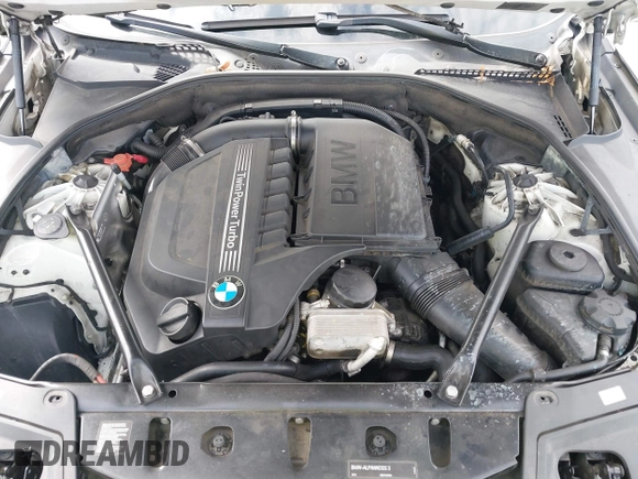 2013 BMW 5 Series 535i xDrive with VIN WBAFU7C51DDU68586, listed as a IAAI auction lot 41939159 with 111,496 mi miles and . Bid and sale history available at carsss.com. Image 10.