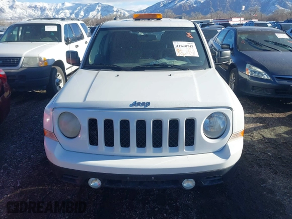 2013 Jeep Patriot Sport with VIN 1C4NJPBA9DD260848, listed as a IAAI auction lot 41620743 with 67,414 mi miles. Bid and sale history available at carsss.com. Image 6.