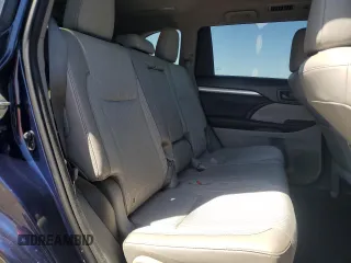 2014 Toyota Highlander LE z VIN 5TDBKRFH2ES070222, wystawiony jako Copart lot #52107425 z przebiegiem 160 610 mil mil oraz Szkoda całkowita • Salvage title. Historia ofert i sprzedaży dostępna na DreamBid. Obrazek 12.