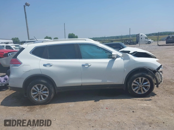 2016 Nissan Rogue SV z VIN KNMAT2MV0GP714595, wystawiony jako IAAI lot #42413568 z przebiegiem 125 921 mil mil oraz . Historia ofert i sprzedaży dostępna na DreamBid. Obrazek 13.