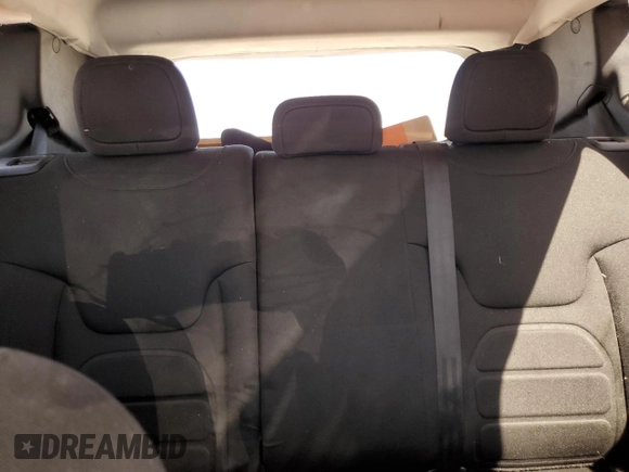 2018 Jeep Renegade Latitude с VIN ZACCJABB8JPJ21950, выставлен на аукционе Copart как лот 48224155 с пробегом 158 213 миль миль и Списание • Salvage title. История ставок и продаж доступна на DreamBid. Изображение 10.