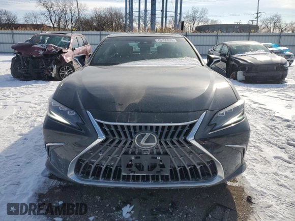 2024 Lexus ES 350 Ultra Luxury with VIN 58AFZ1B1XRU172705, listed as a Copart auction lot 45156825 with 9,600 mi miles and Salvage title. Bid and sale history available at DreamBid. Image 5.