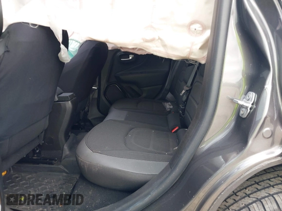 2017 Jeep Renegade Latitude с VIN ZACCJBBB5HPE59972, выставлен на аукционе IAAI как лот 40132369 с пробегом 121 679 миль миль и . История ставок и продаж доступна на DreamBid. Изображение 8.