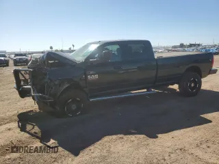 2015 Ram 2500 Tradesman z VIN 3C6UR5HL0FG571700, wystawiony jako Copart lot #60369795 z przebiegiem 153 601 mil mil oraz Szkoda całkowita • Salvage title. Historia ofert i sprzedaży dostępna na DreamBid. Obrazek 1.