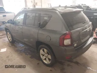 2016 Jeep Compass Sport with VIN 1C4NJDBB1GD626698, listed as a IAAI auction lot 42296053 with 175,772 mi miles and . Bid and sale history available at DreamBid. Image 3.
