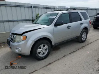 2010 Ford Escape XLT z VIN 1FMCU9DG1AKA62523, wystawiony jako Copart lot #53029655 z przebiegiem 106 961 mil mil oraz Szkoda całkowita • Salvage title. Historia ofert i sprzedaży dostępna na DreamBid. Obrazek 1.
