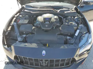 2018 Maserati Quattroporte S GranLusso z VIN ZAM56YPL6J1274054, wystawiony jako Copart lot #43738025 z przebiegiem 33 640 mil mil oraz Szkody całkowita. Historia ofert i sprzedaży dostępna na DreamBid. Obrazek 11.