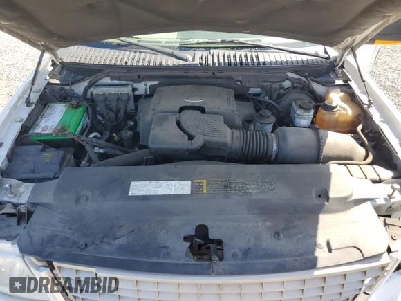 2004 Ford Expedition Eddie Bauer with VIN 1FMFU18L84LA80053, listed as a Copart auction lot 58858345 with 103,596 mi miles and Salvage title. Bid and sale history available at DreamBid. Image 12.