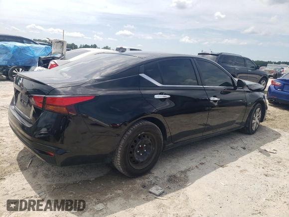 2020 Nissan Altima S with VIN 1N4BL4BV2LC154377, listed as a Copart auction lot 61898275 with 114,997 mi miles and Non repairable. Bid and sale history available at DreamBid. Image 3.