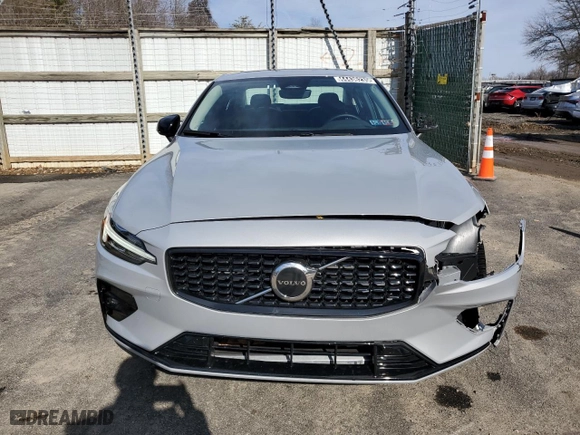 2024 Volvo S60 Core Dark Theme with VIN 7JRL12TK6RG324207, listed as a Copart auction lot 44436235 with 15,658 mi miles and Clean Title. Bid and sale history available at carsss.com. Image 5.