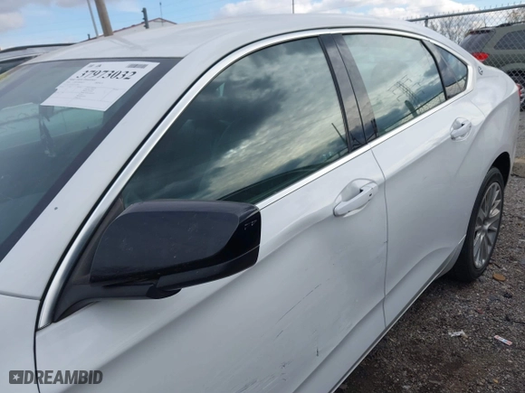 2018 Chevrolet Impala LS with VIN 2G11X5S35J9114984, listed as a IAAI auction lot 37973032 with 138,612 mi miles. Bid and sale history available at carsss.com. Image 14.