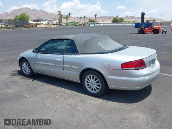 2001 Chrysler Sebring z VIN 1C3EL45UX1N624672, wystawiony jako IAAI lot #42423100 z przebiegiem 49 826 mil mil oraz . Historia ofert i sprzedaży dostępna na DreamBid. Obrazek 3.