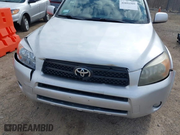 2006 Toyota RAV4 Sport with VIN JTMZD32V766017373, listed as a IAAI auction lot 41891509 with 105,688 mi miles. Bid and sale history available at carsss.com. Image 6.