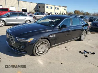 2020 Genesis G90 3.3T Premium with VIN KMTF34PAXLU078758, listed as a Copart auction lot 84002784 with 61,035 mi miles and Salvage Title. Bid and sale history available at carsss.com. Image 1.