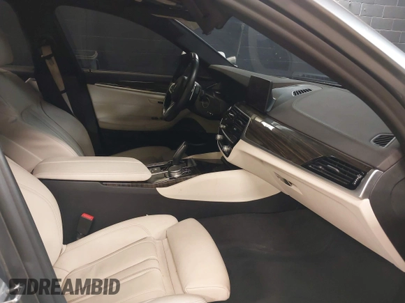 2020 BMW 5 Series M550i xDrive with VIN WBAJS7C00LCD83735, listed as a IAAI auction lot 41478682 with 39,299 mi miles and . Bid and sale history available at DreamBid. Image 5.