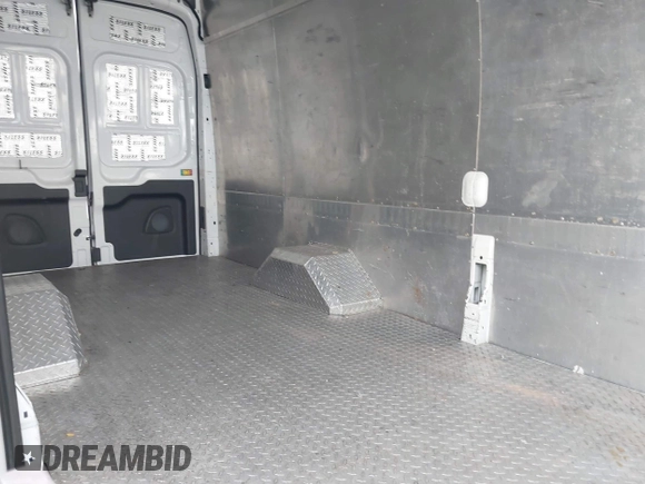 2022 Ford Transit Cargo with VIN 1FTBF4XG3NKA44975, listed as a IAAI auction lot 42161004 with 40,682 mi miles and . Bid and sale history available at DreamBid. Image 8.