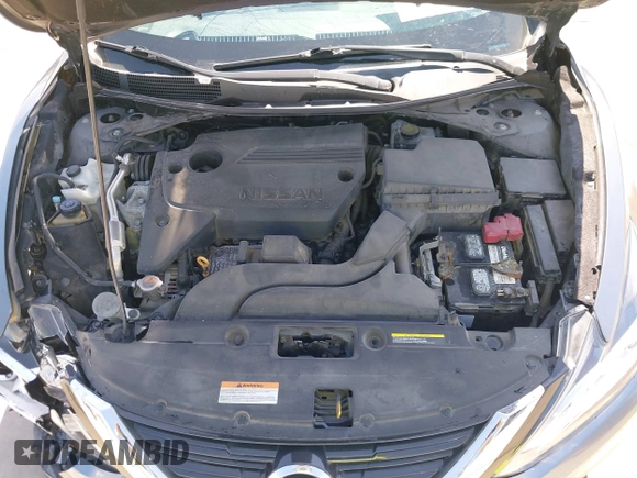 2018 Nissan Altima 2.5 SR with VIN 1N4AL3AP4JC117501, listed as a IAAI auction lot 41691369 with 92,136 mi miles. Bid and sale history available at carsss.com. Image 10.