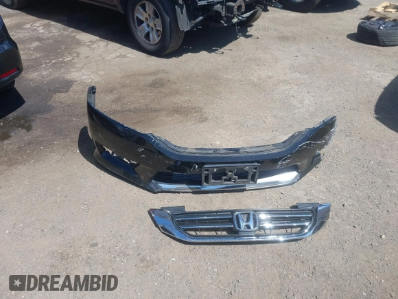2015 Honda Accord Sedan LX with VIN 1HGCR2F31FA017202, listed as a IAAI auction lot 41981170 with 103,187 mi miles. Bid and sale history available at carsss.com. Image 11.