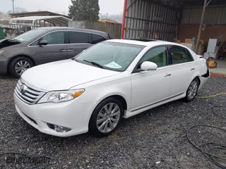 2011 Toyota Avalon with VIN 4T1BK3DB9BU431427, listed as a IAAI auction lot 41908417 with 109,553 mi miles. Bid and sale history available at carsss.com. Image 17.