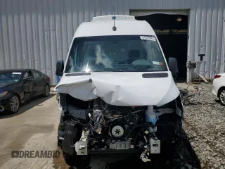 2023 Mercedes-Benz Sprinter Cargo Cargo with VIN W1Y4NDHY1PT141524, listed as a Copart auction lot 61076984 with 5,861 mi miles and Salvage Title. Bid and sale history available at DreamBid. Image 5.