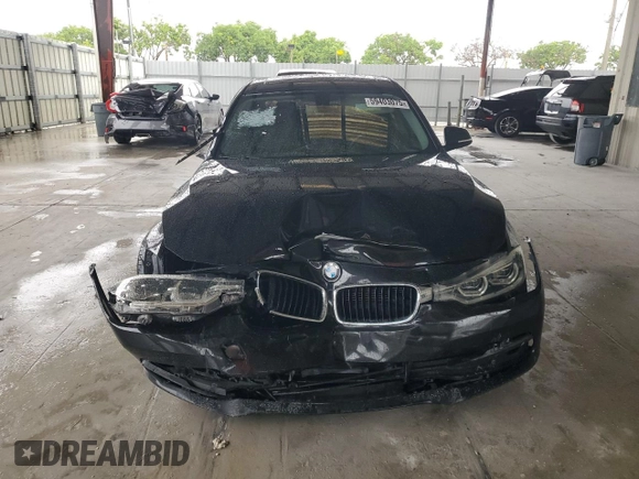 2018 BMW 3 Series 320i with VIN WBA8E1G52JNU93516, listed as a Copart auction lot 59403075 with 86,269 mi miles and Non repairable. Bid and sale history available at DreamBid. Image 5.