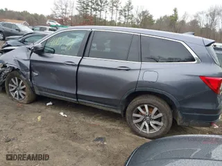 2021 Honda Pilot EX-L with VIN 5FNYF6H56MB038117, listed as a IAAI auction lot 41105707 with 95,613 mi miles. Bid and sale history available at carsss.com. Image 3.