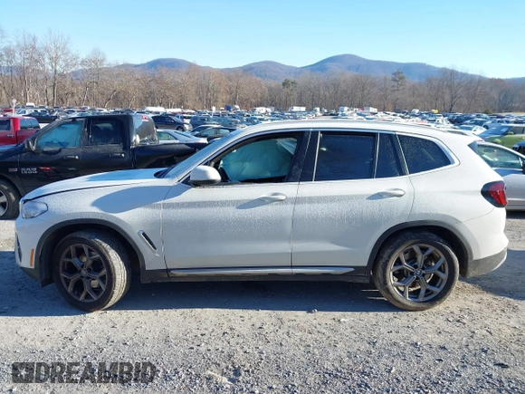 2022 BMW X3 xDrive30i with VIN 5UX53DP09N9K76477, listed as a IAAI auction lot 41164992 with Not Provided miles and . Bid and sale history available at DreamBid. Image 15.