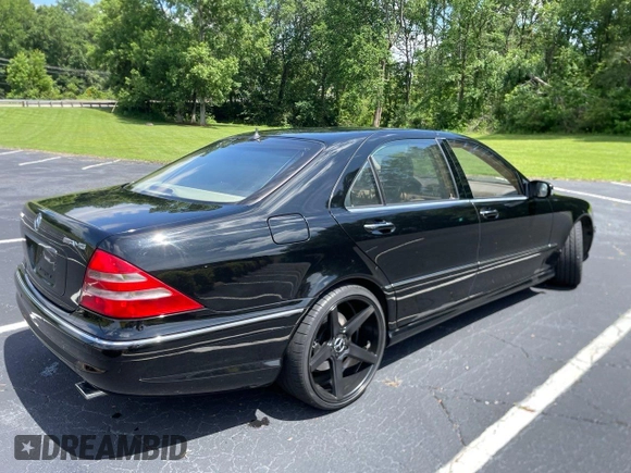 2001 Mercedes-Benz S 55 AMG z VIN WDBNG73J31A199344, wystawiony jako Copart lot #62281285 z przebiegiem 73 112 mil mil oraz Czysty tytuł • Clean title. Historia ofert i sprzedaży dostępna na DreamBid. Obrazek 4.