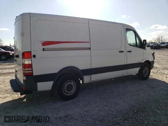 2014 Freightliner Sprinter with VIN WDYPE7DC7E5914824, listed as a Copart auction lot 85116454 with 401,372 mi miles and Clean Title. Bid and sale history available at DreamBid. Image 3.