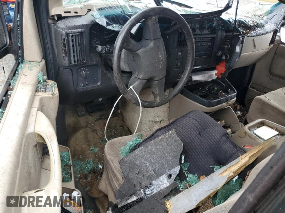 2003 GMC Savana Commercial C6Y with VIN 1GDFG15T731207204, listed as a Copart auction lot 45382135 with 159,886 mi miles and Salvage Title. Bid and sale history available at carsss.com. Image 8.