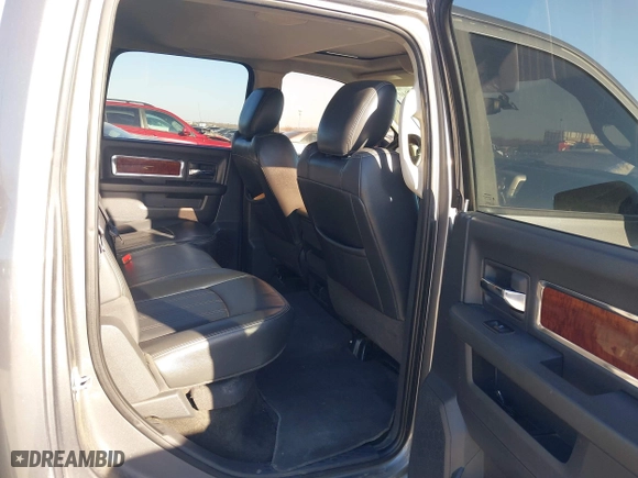 2010 Dodge Ram 1500 SLT with VIN 1D7RB1CT5AS148167, listed as a IAAI auction lot 41399940 with 207,361 mi miles. Bid and sale history available at carsss.com. Image 8.
